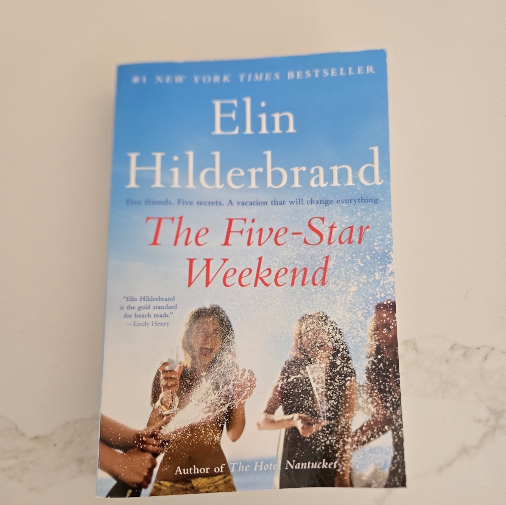 The Five-Star Weekend By Elin Hilderbrand